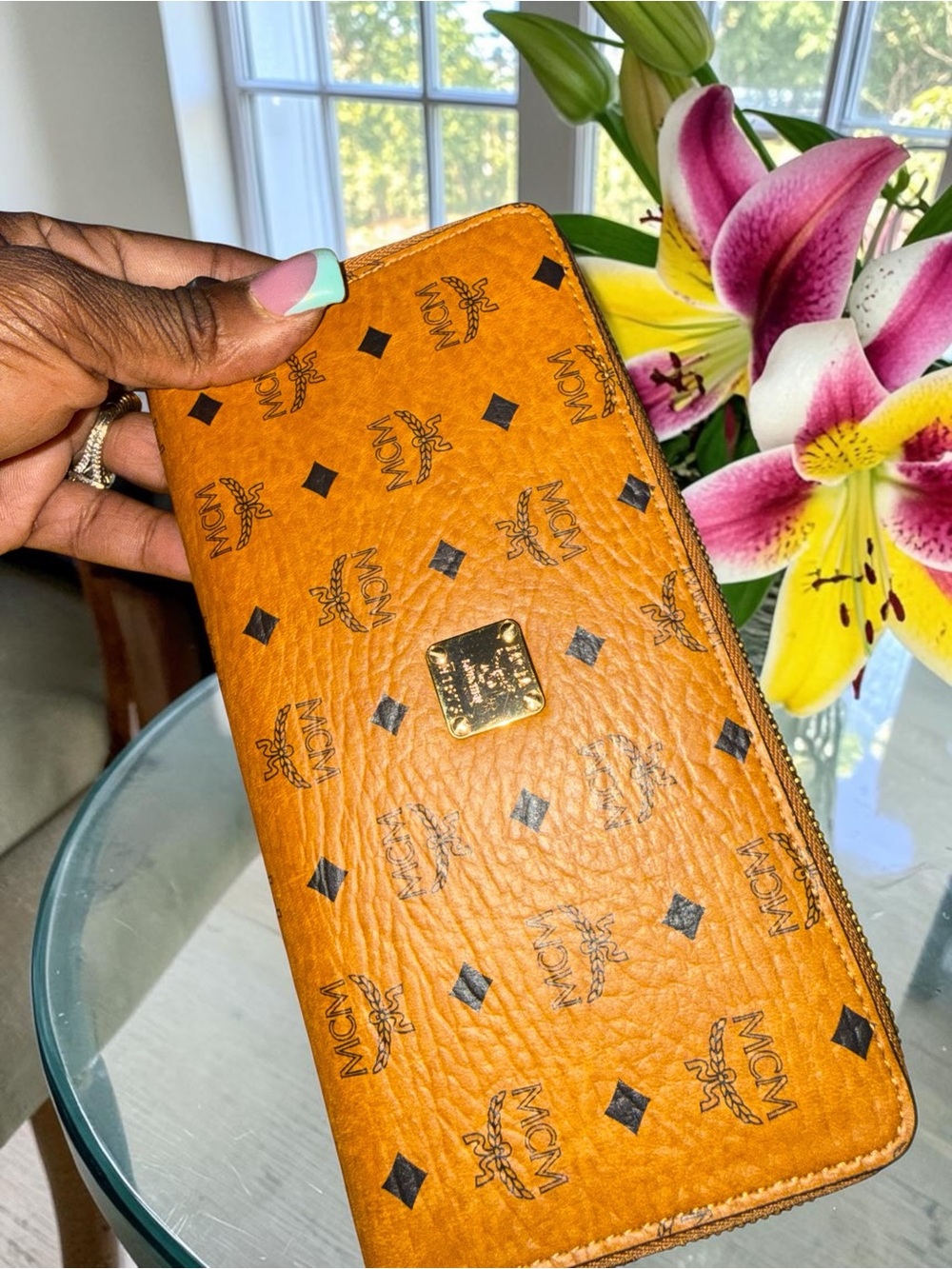 Authentic MCM Cognac Logo Visetos Zip Around Wallet EUC with COA - Picture 10 of 13